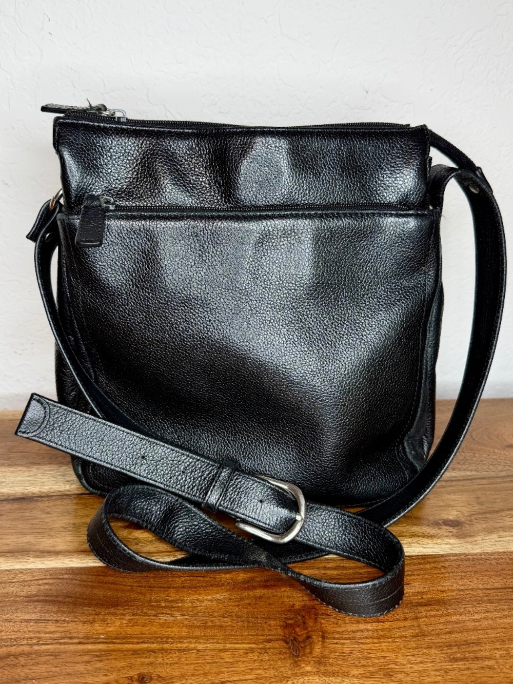 Vintage Wilsons Leather Black Pebbled Crossbody Bag